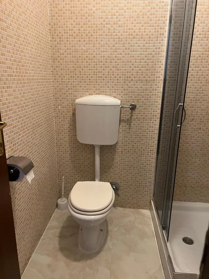Roma Guest House Italy